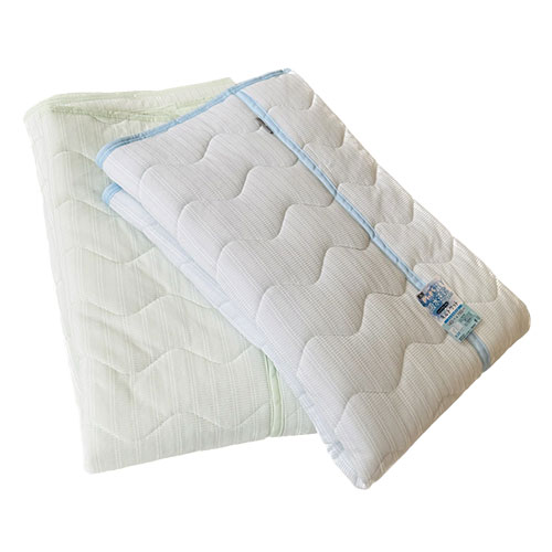 ニットワッフルボーダーキルトケット